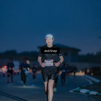 Runner Photo 7516491