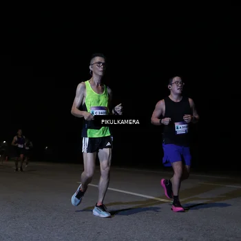Runner Photo 7516497