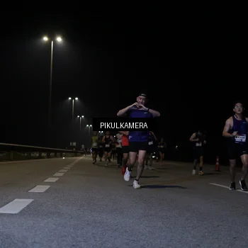 Runner Photo 7516503