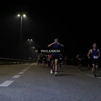 Runner Photo 7516504