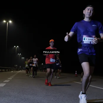 Runner Photo 7516512