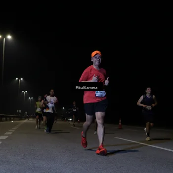 Runner Photo 7516513