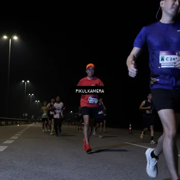 Runner Photo 7516514