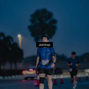 Runner Photo 7516545