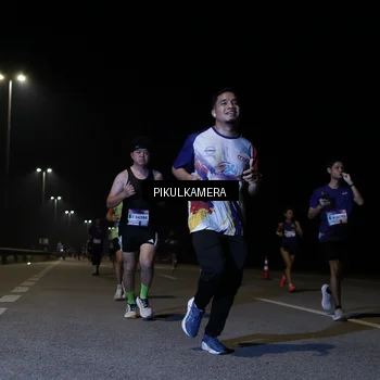 Runner Photo 7516548