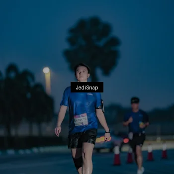 Runner Photo 7516555