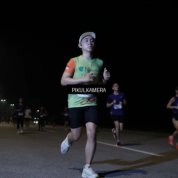 Runner Photo 7516562