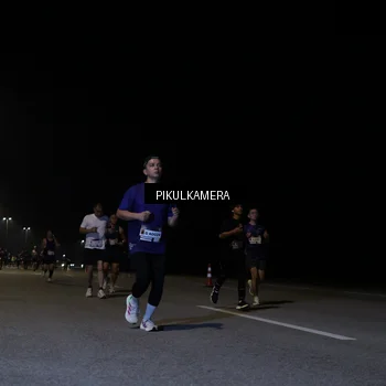 Runner Photo 7516569