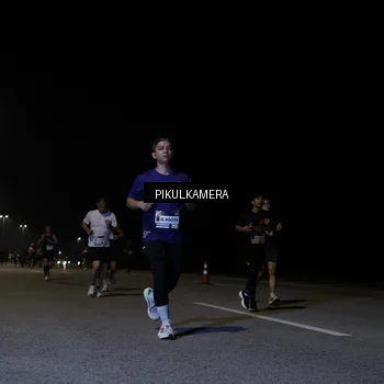 Runner Photo 7516583