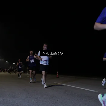 Runner Photo 7516584