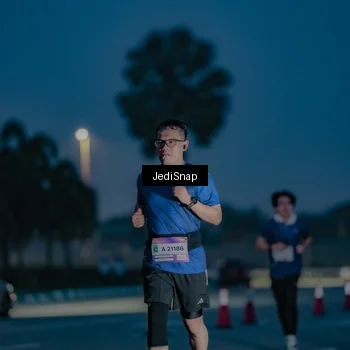 Runner Photo 7516591