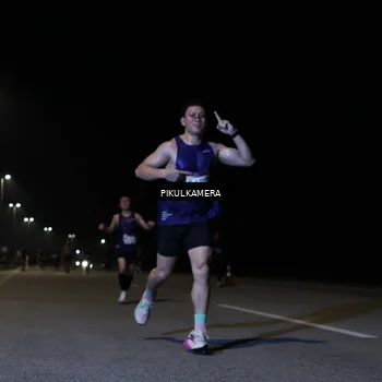 Runner Photo 7516595