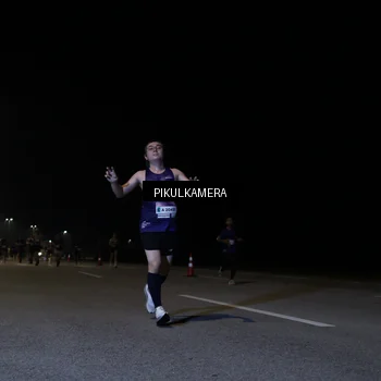 Runner Photo 7516609