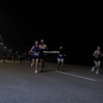 Runner Photo 7516625