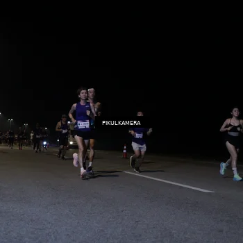 Runner Photo 7516632