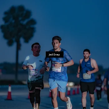 Runner Photo 7516658