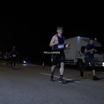 Runner Photo 7516661
