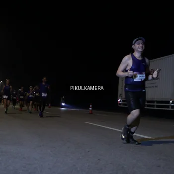Runner Photo 7516662