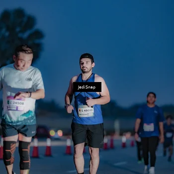 Runner Photo 7516677