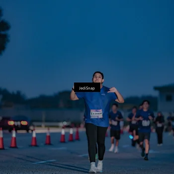 Runner Photo 7516678