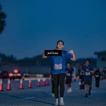 Runner Photo 7516679