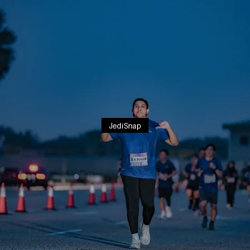 Runner Photo 7516680