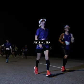 Runner Photo 7516689