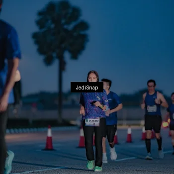 Runner Photo 7516695