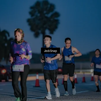 Runner Photo 7516706