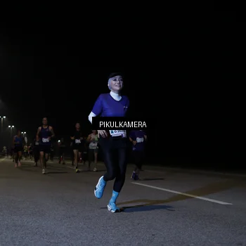 Runner Photo 7516709