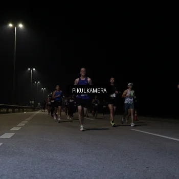 Runner Photo 7516711