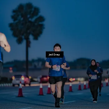 Runner Photo 7516720