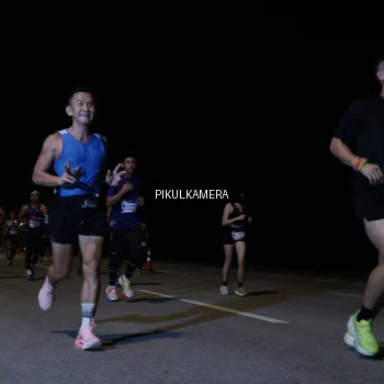 Runner Photo 7516736