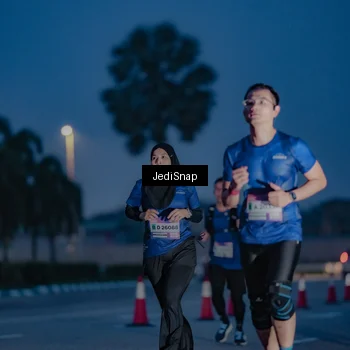 Runner Photo 7516739