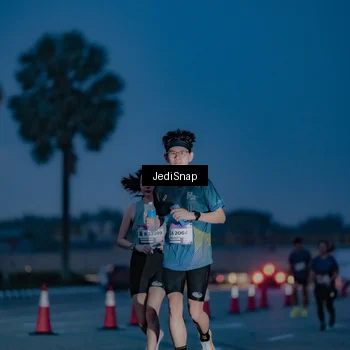 Runner Photo 7516749