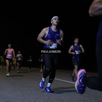 Runner Photo 7516753