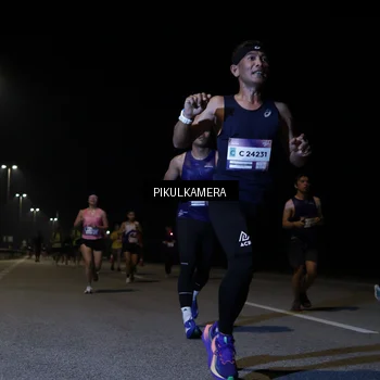 Runner Photo 7516754
