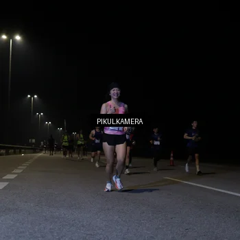 Runner Photo 7516755