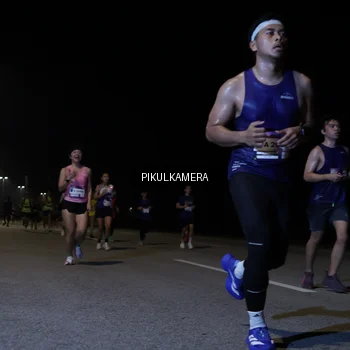 Runner Photo 7516756