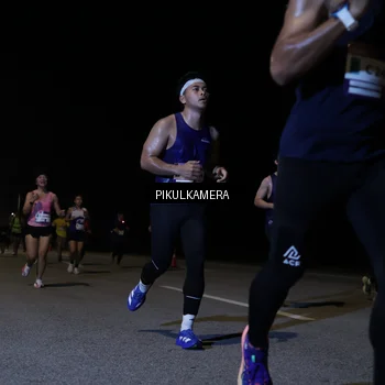 Runner Photo 7516757