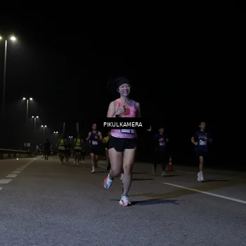 Runner Photo 7516767