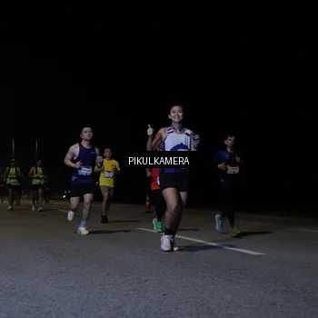 Runner Photo 7516775