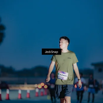 Runner Photo 7516779