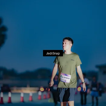 Runner Photo 7516780