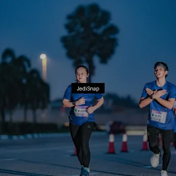 Runner Photo 7516783