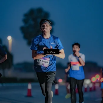 Runner Photo 7516794