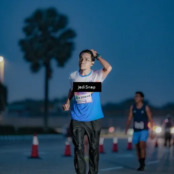 Runner Photo 7516809