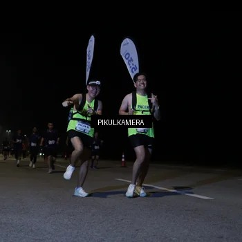 Runner Photo 7516817