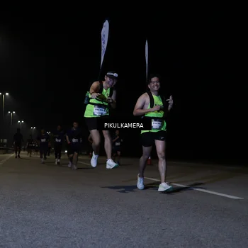 Runner Photo 7516826