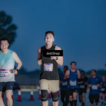Runner Photo 7516834